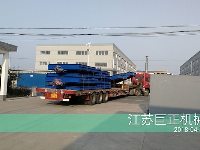 方形擋板門(mén)（寬11M）完工，發(fā)貨了